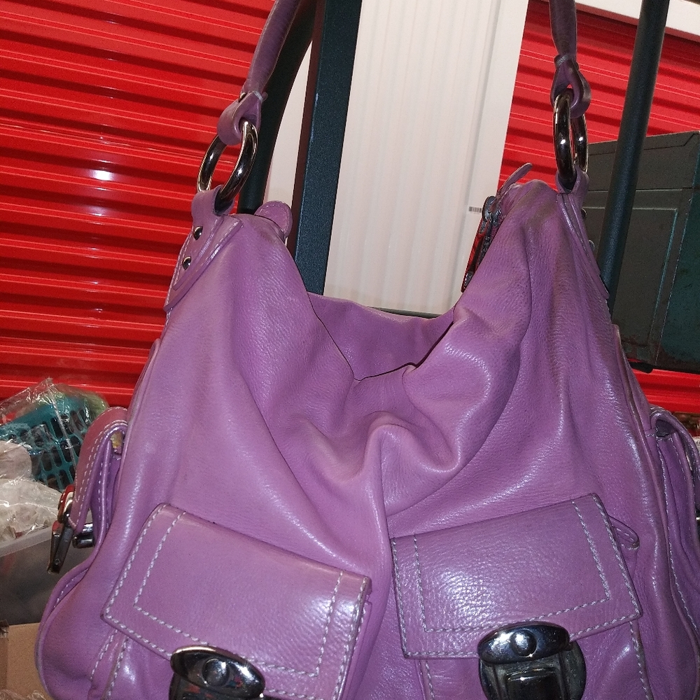 Marc Jacobs Leather Mauve Handbag
